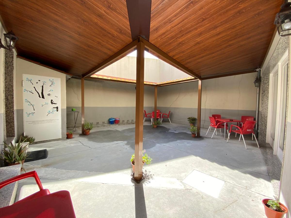 Albergue Pereiro เมลิเด ภายนอก รูปภาพ